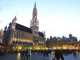 07 Bruxelles - Grand Place -Il Municipio