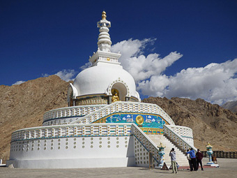 01 - Leh - Shanti stupa